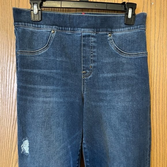 Spanx Distressed Ankle Skinny Jeans Medium Wash Pull On Raw Hem Fray Size Medium - Picture 4 of 11